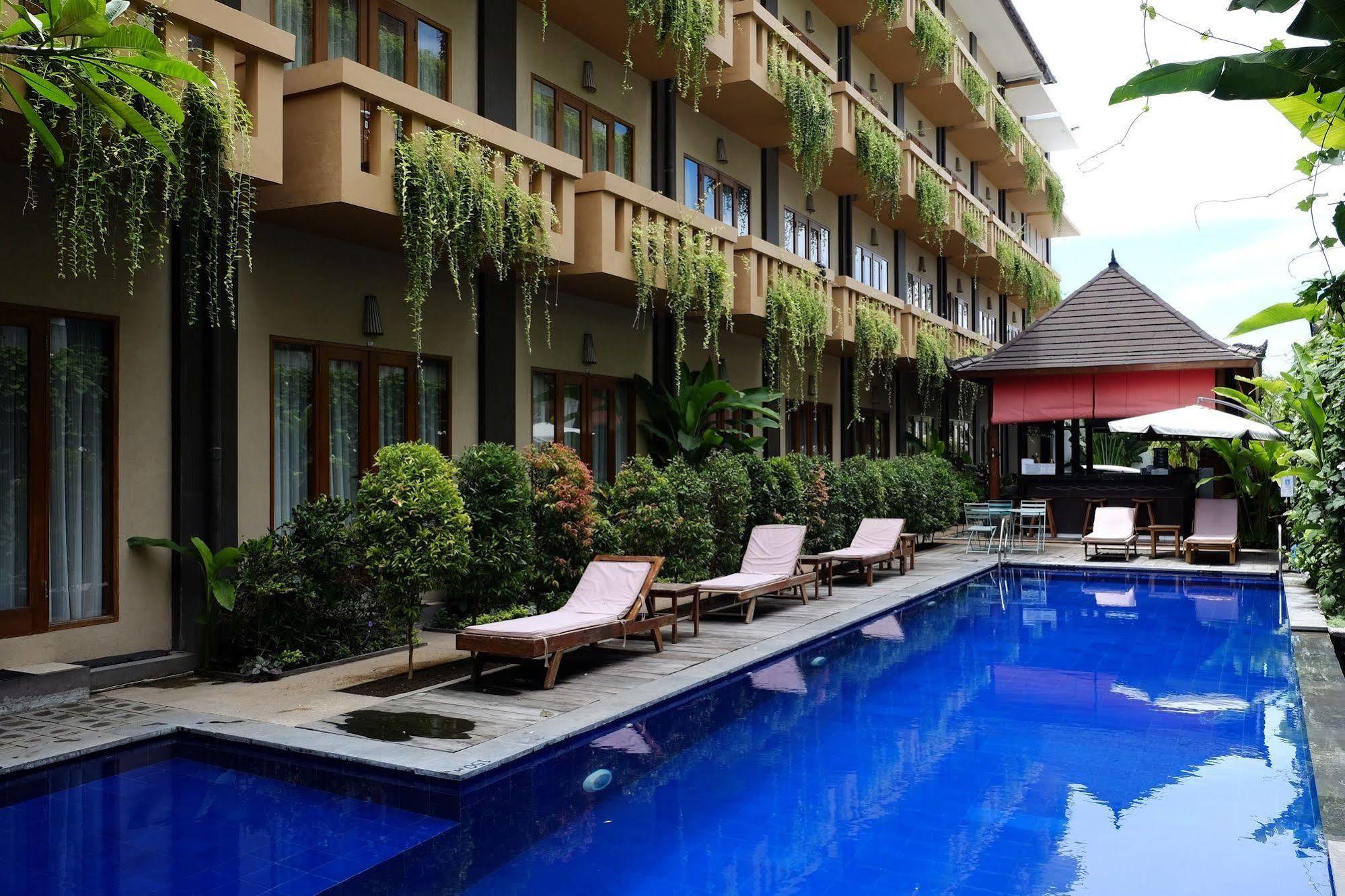 Bali Chaya Hotel Legian Ngoại thất bức ảnh